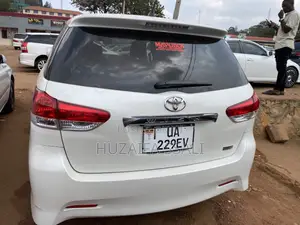 Toyota Wish 2018 Black
