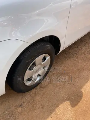 Toyota Sienta 2012 White