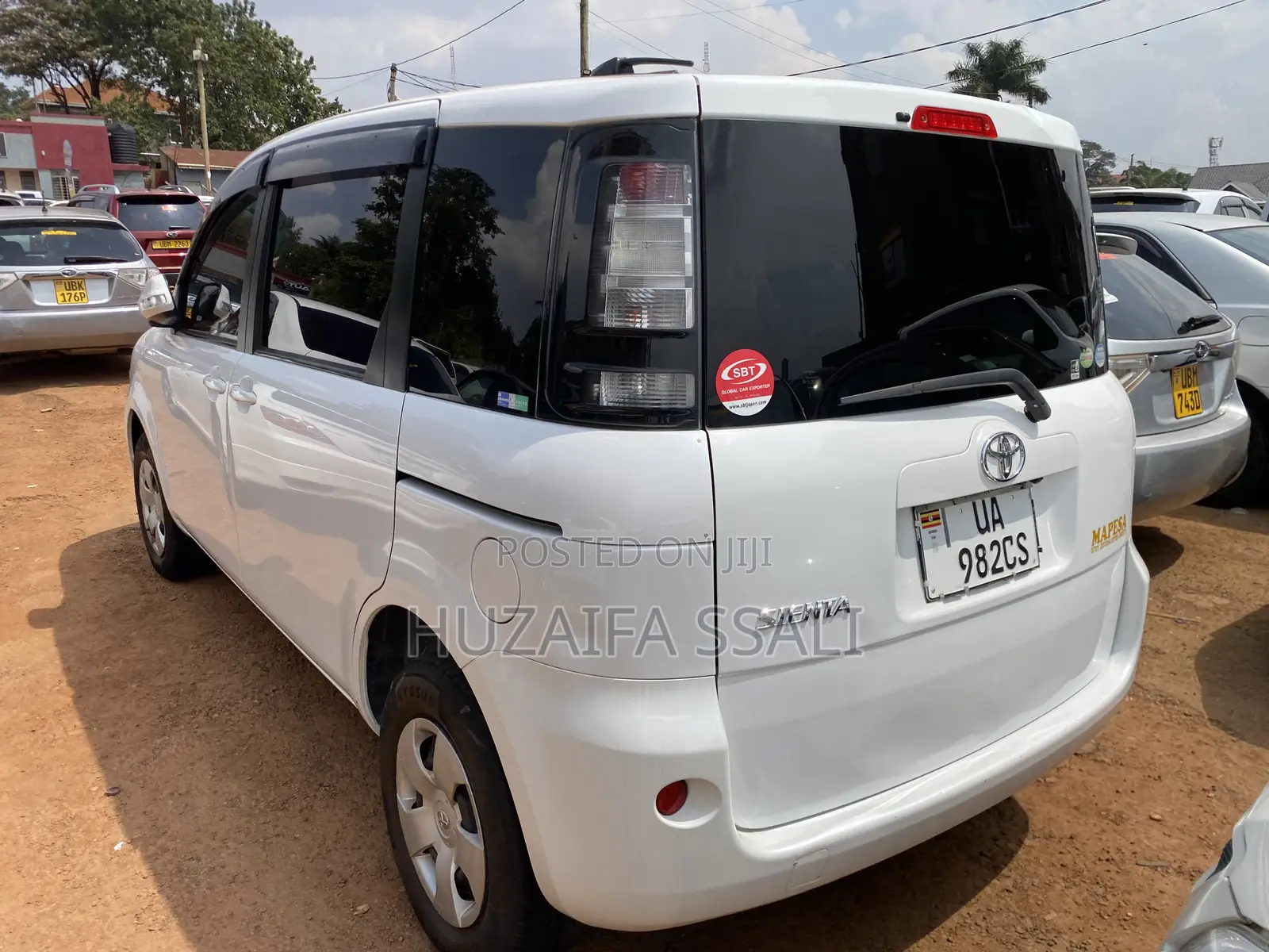 Toyota Sienta 2012 White