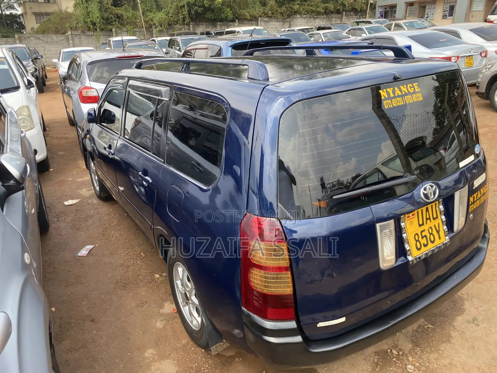 Toyota Probox 2016 Blue