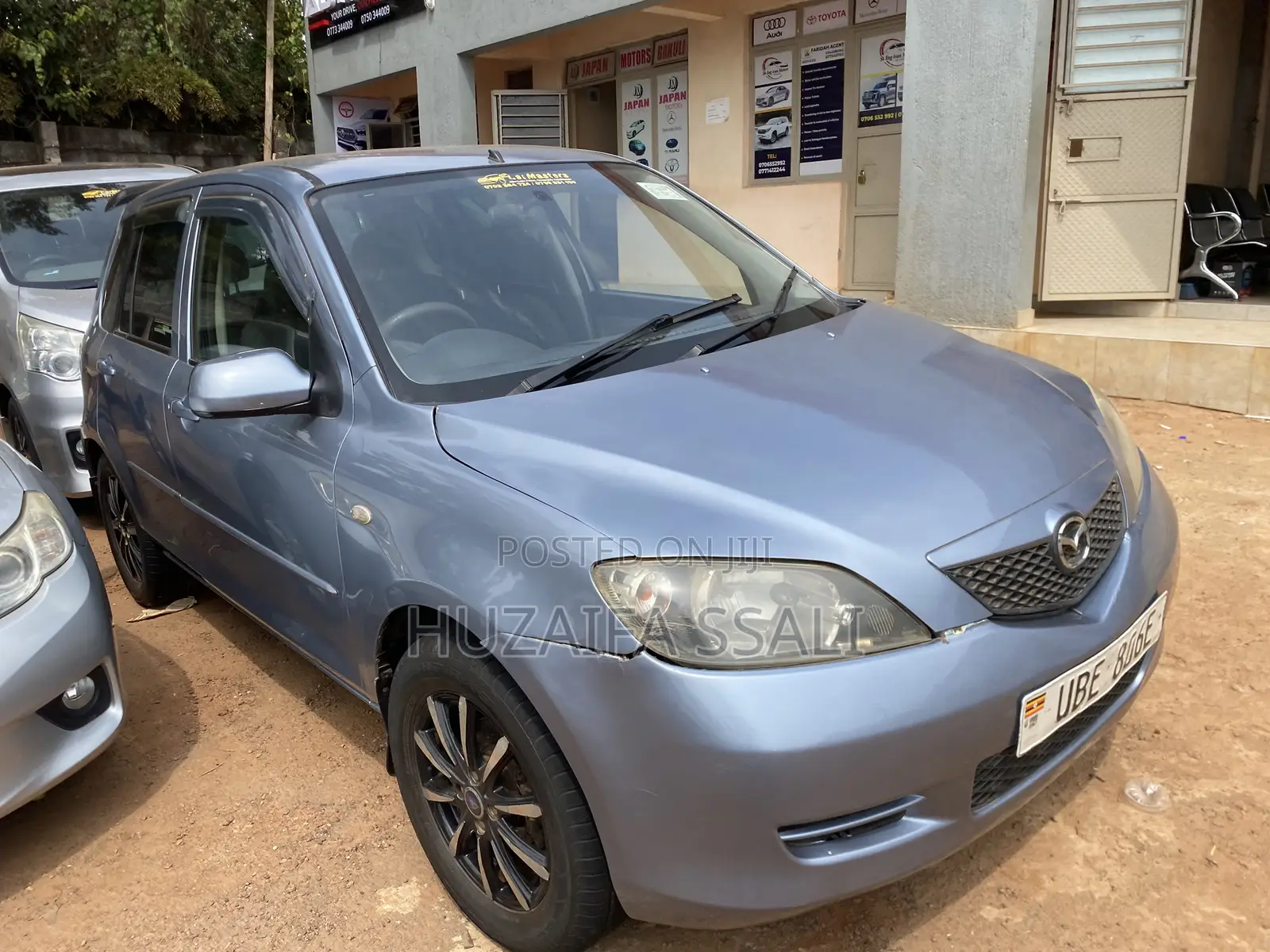 Mazda Demio 2010 Blue