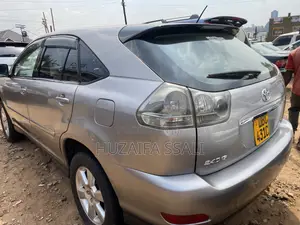 Toyota Harrier 2010 Silver