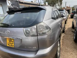 Toyota Harrier 2010 Silver