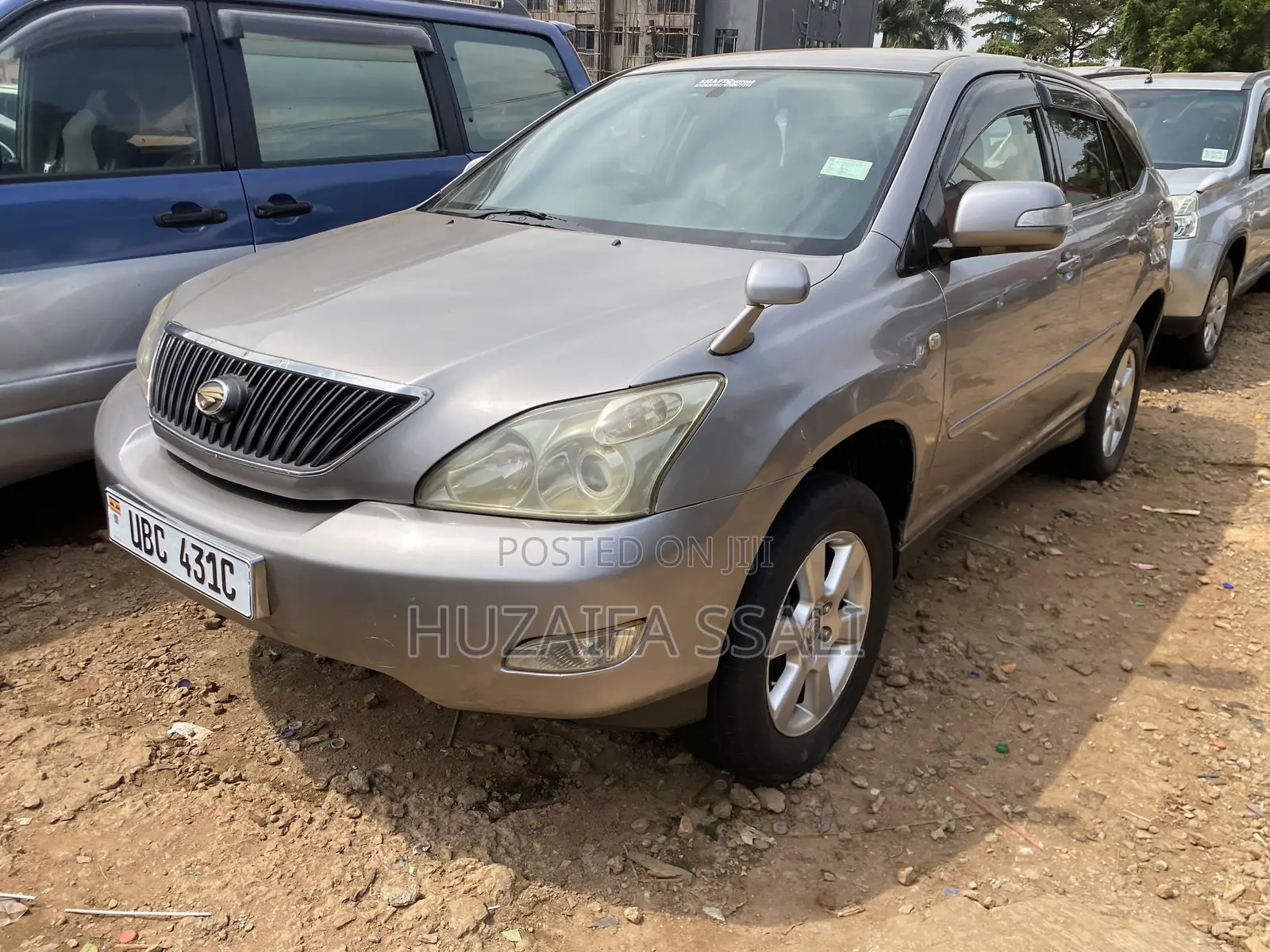 Toyota Harrier 2010 Silver