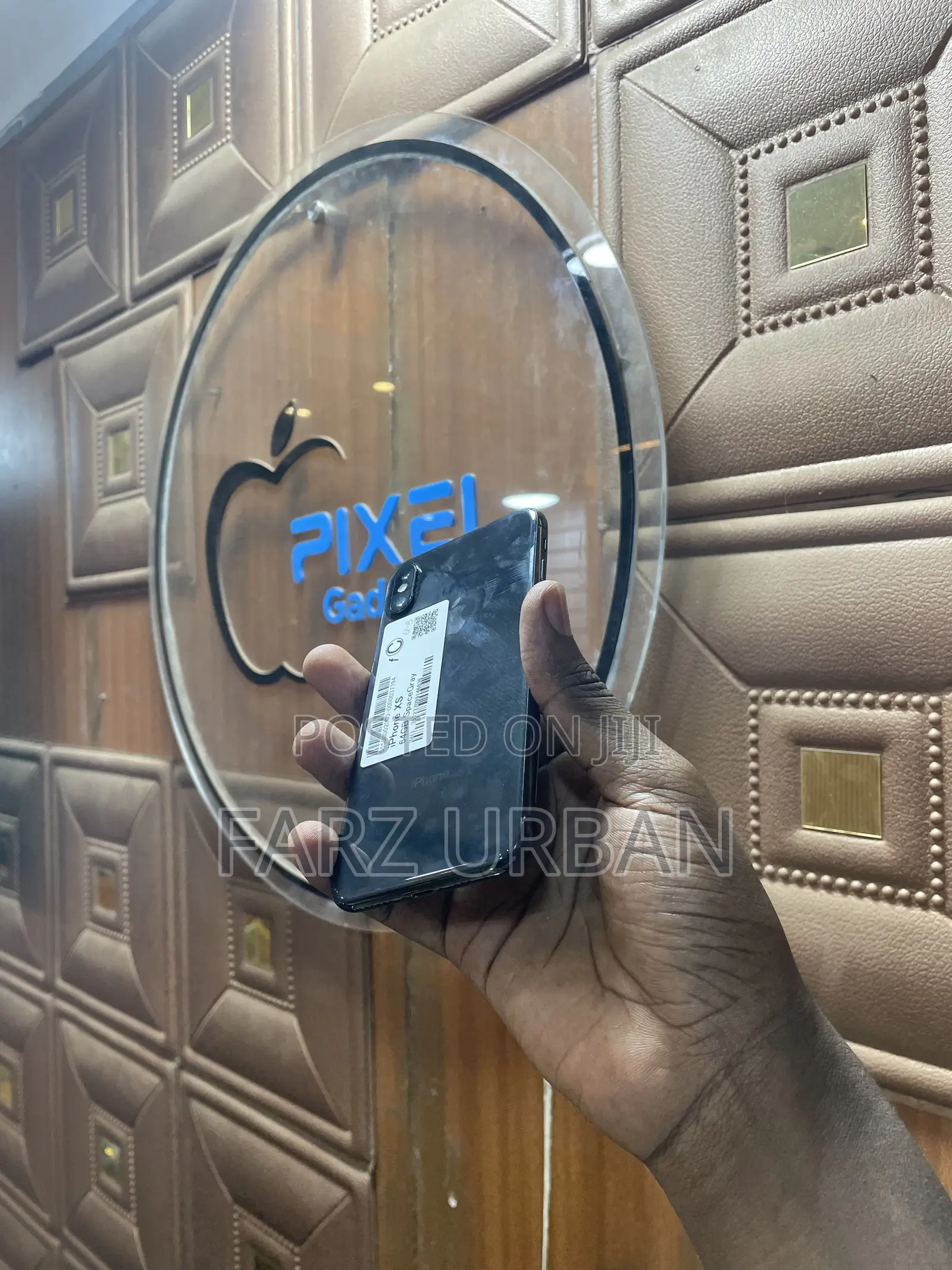 Apple iPhone XS 64 GB Black