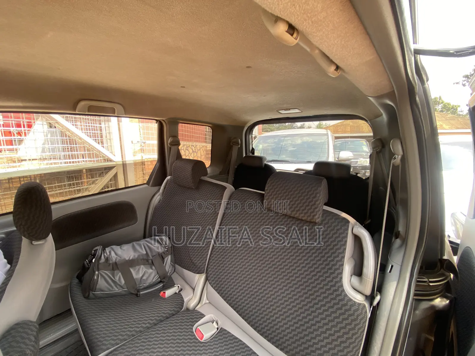 Toyota Sienta 2013 Black