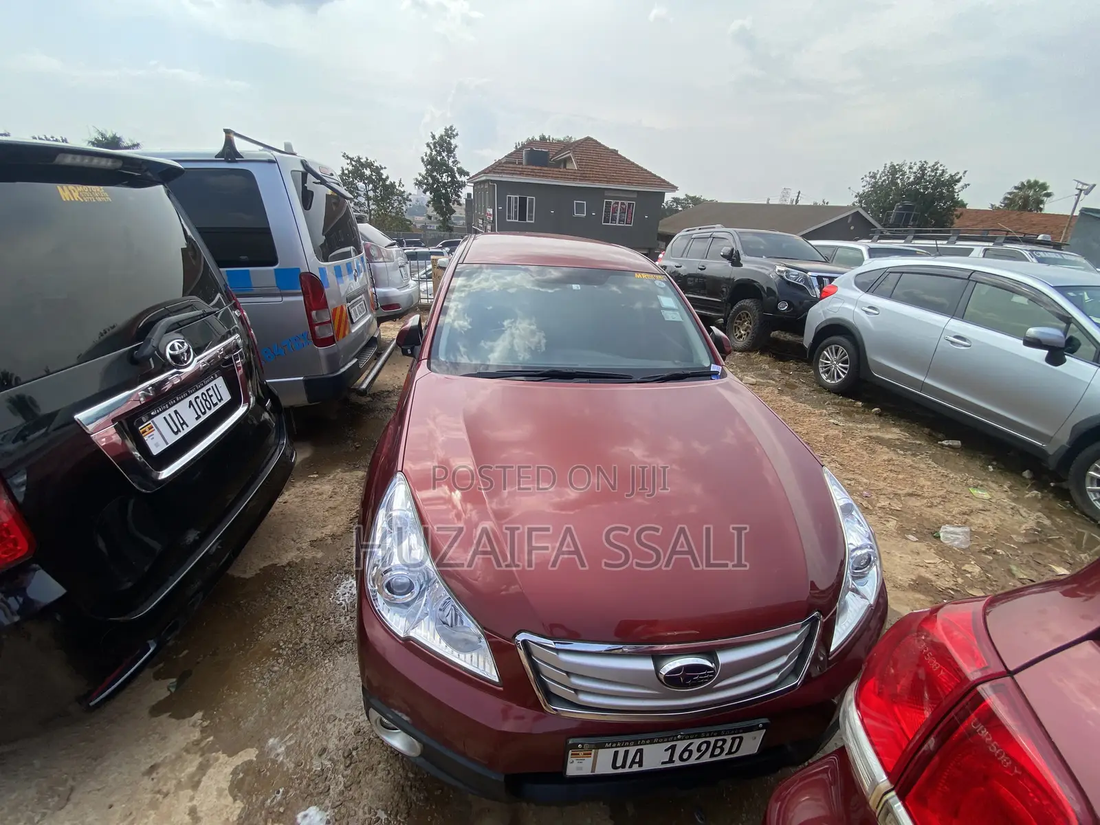 Subaru Outback 2011 Red