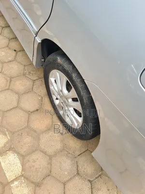 Toyota Noah 2013 Silver