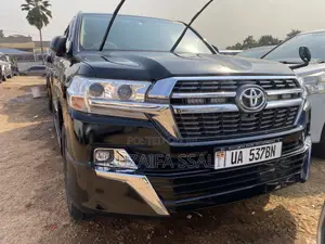 Toyota Land Cruiser Prado 2016 Black