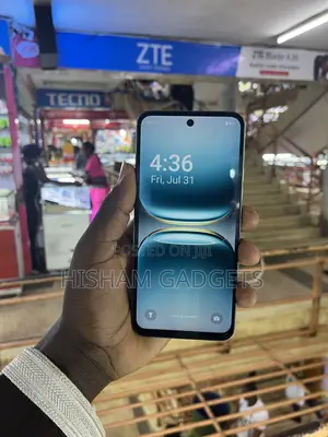 Tecno Spark 40 128 GB Silver