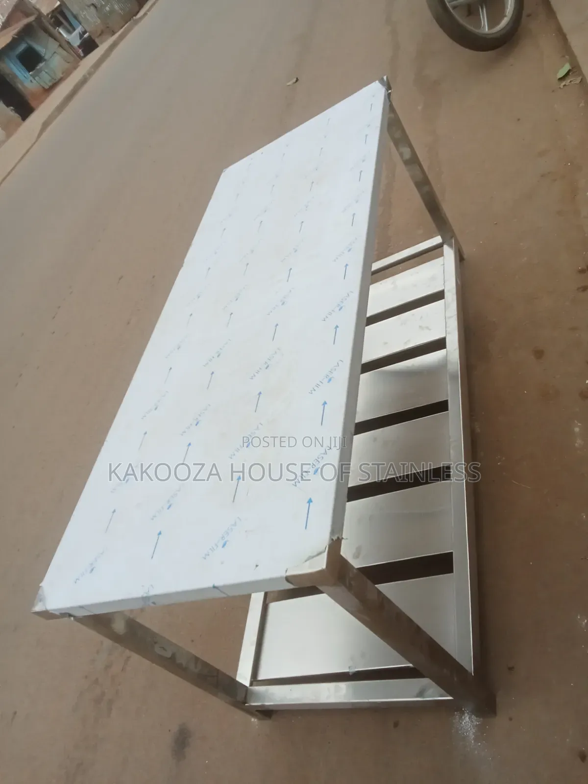 Table Stainless Working