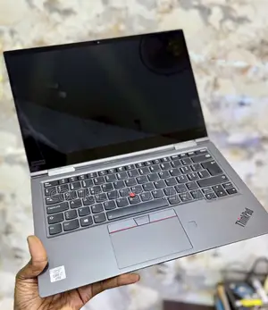 Laptop Lenovo ThinkPad X1 Yoga 16GB Intel Core i7 SSHD (Hybrid) 512GB