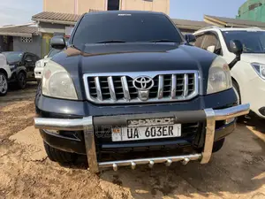 Toyota Land Cruiser Prado 2018 Black