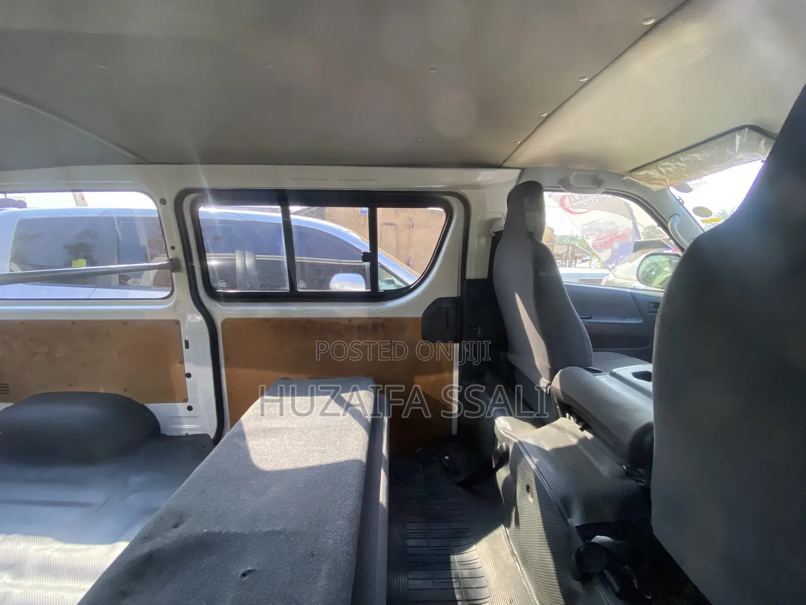 Toyota HiAce 2012 White