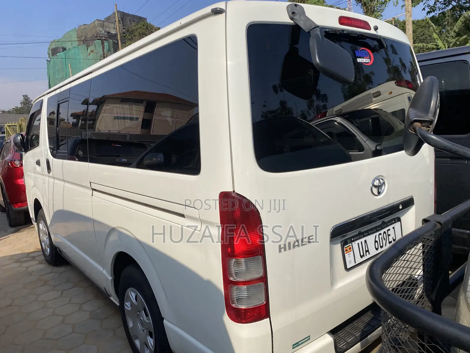 Toyota HiAce 2012 White