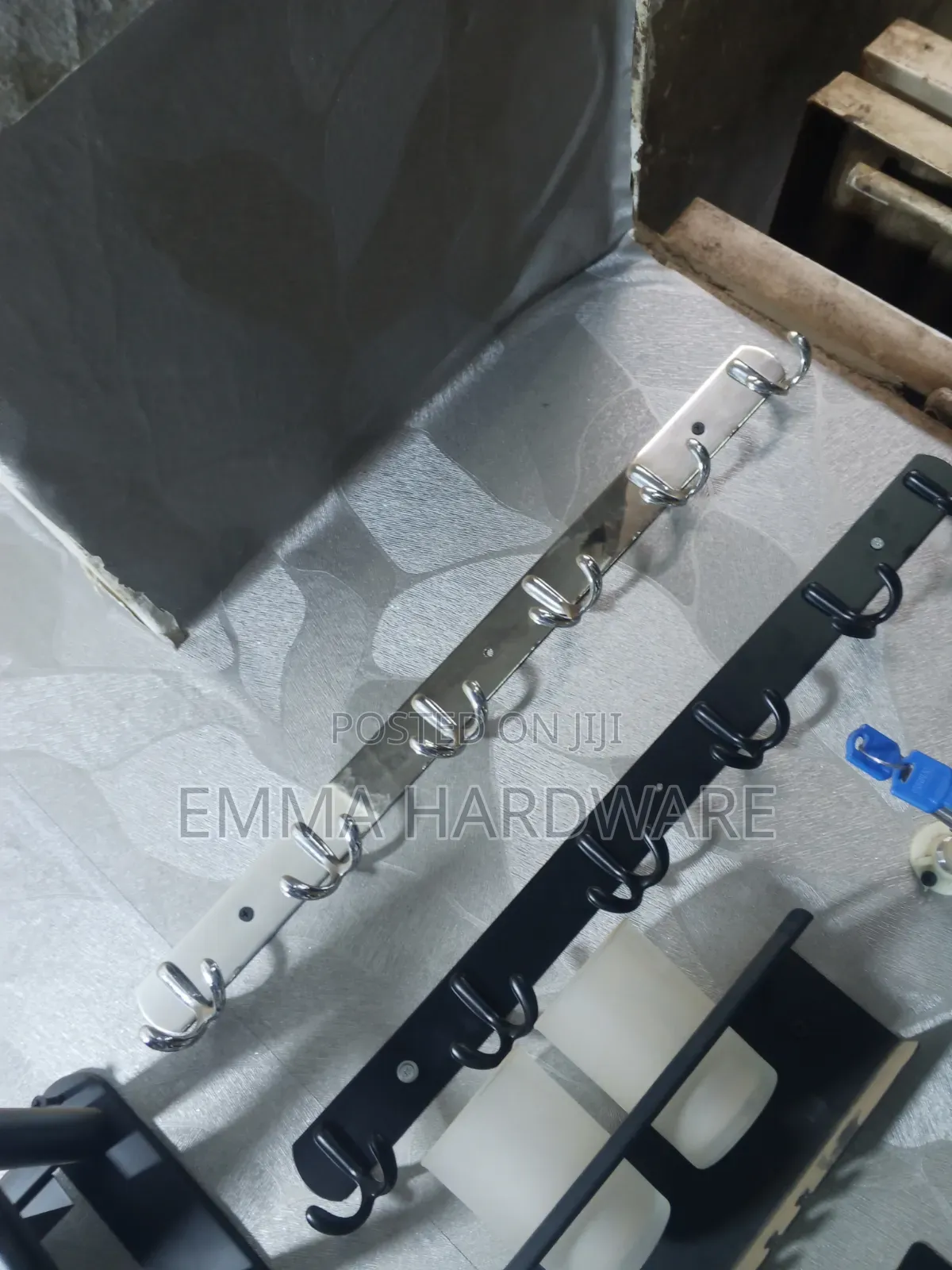 Towel Hooks Black and Silver Good Quality (All Types)