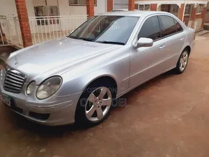 Mercedes-Benz E350 2007 Silver