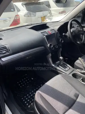 Subaru Forester 2.0XT Premium AWD 2016 White