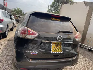 Nissan X-Trail 2015 Black