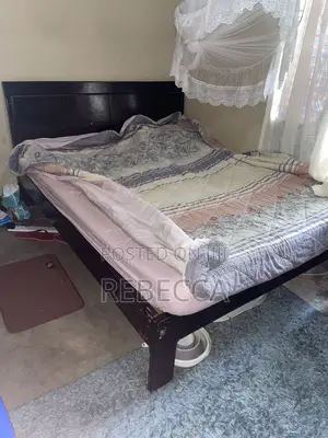 Bed and Bedside Drawers