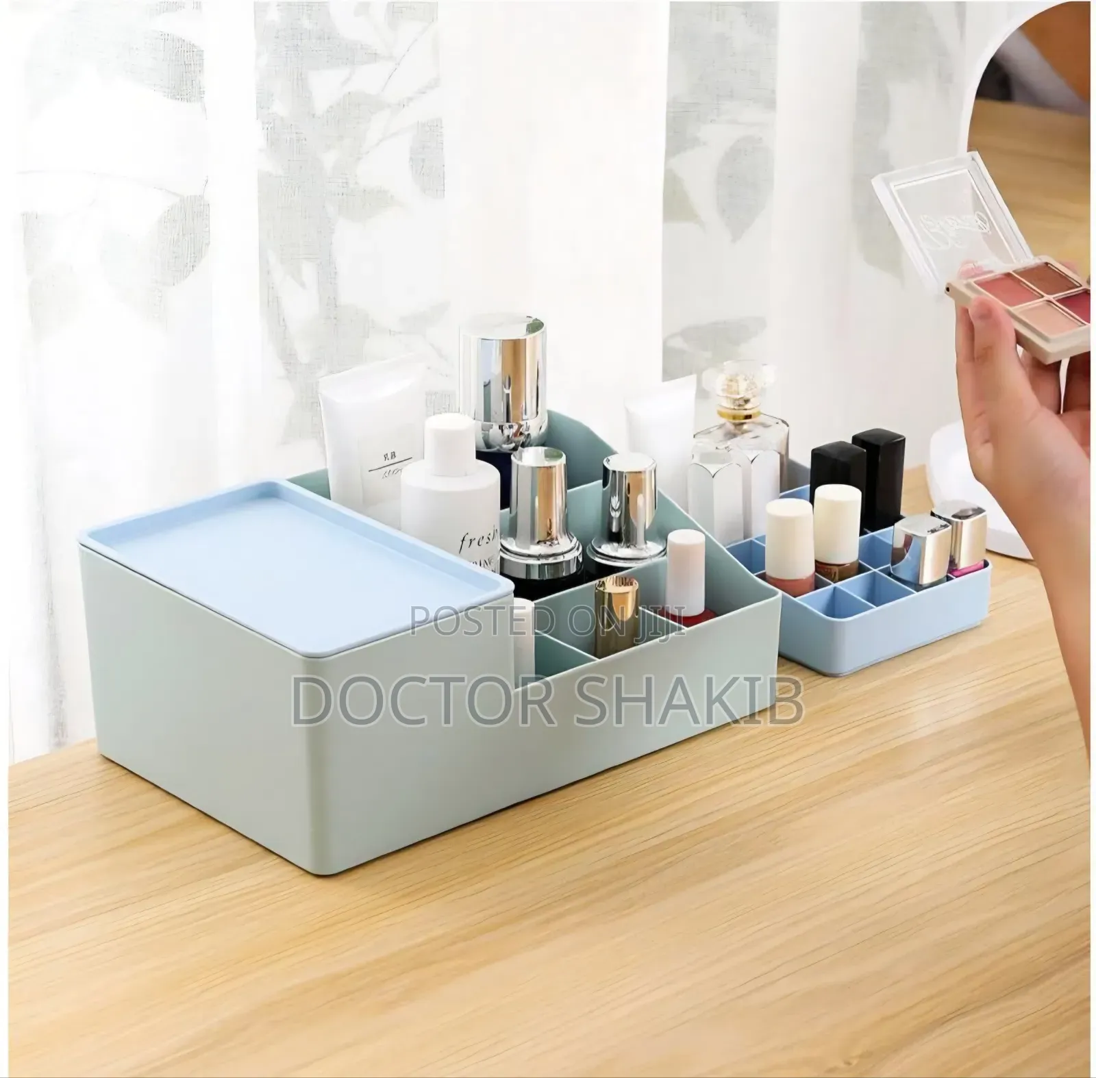 Multi-Compartment PlusNao Desk Organizer