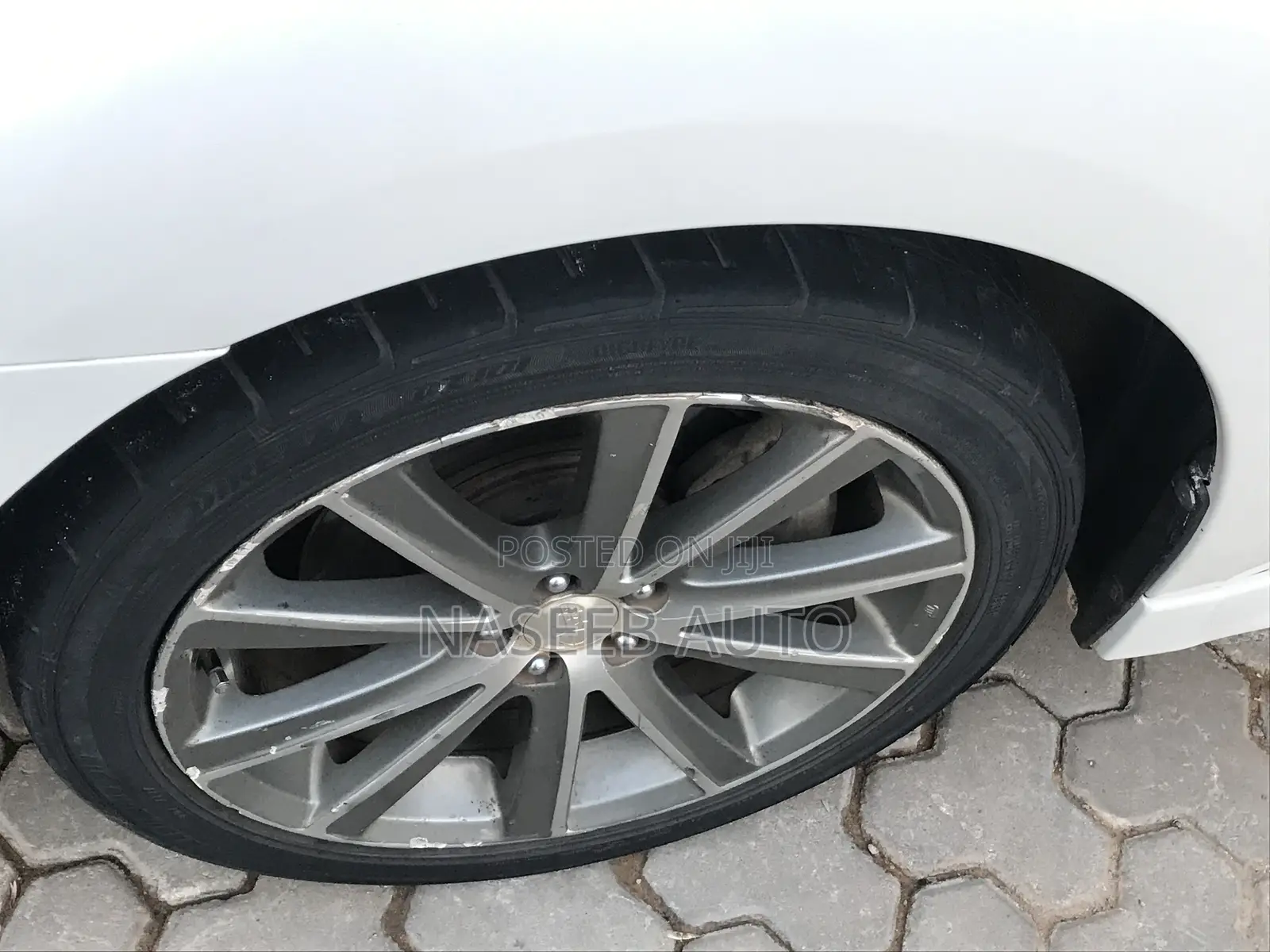 Subaru Legacy 2010 White
