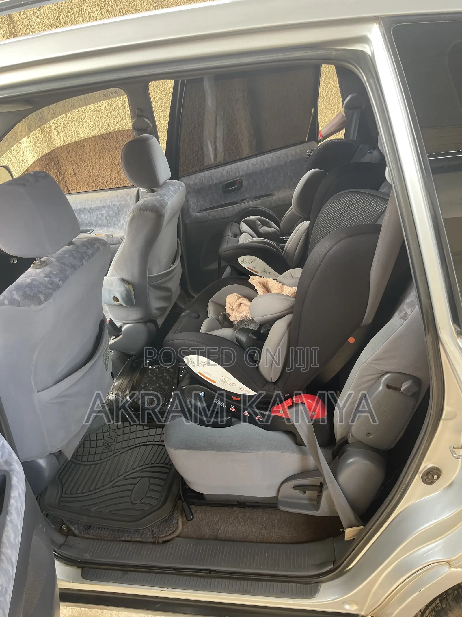 Toyota Ipsum 2000 Silver