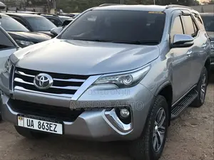 Toyota Fortuner 2016 Gray
