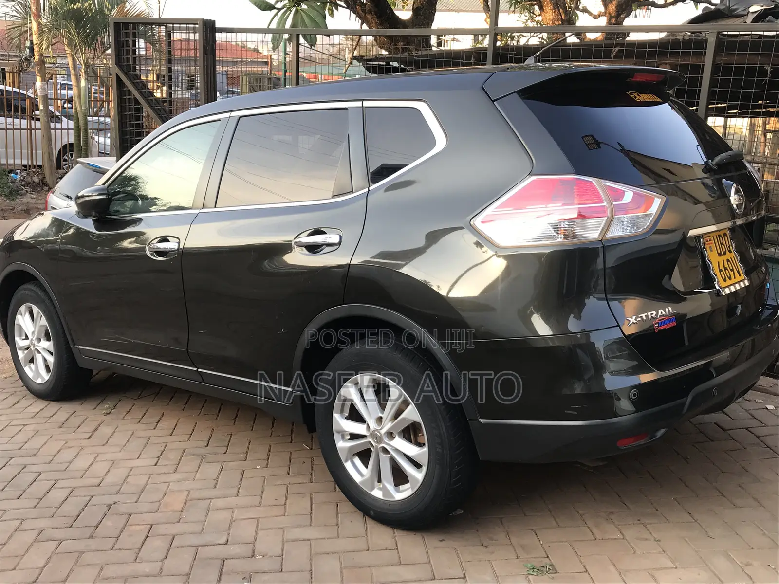 Nissan X-Trail 2015 Black
