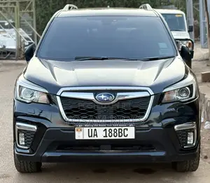 Subaru Forester Premium AWD 2019 Black