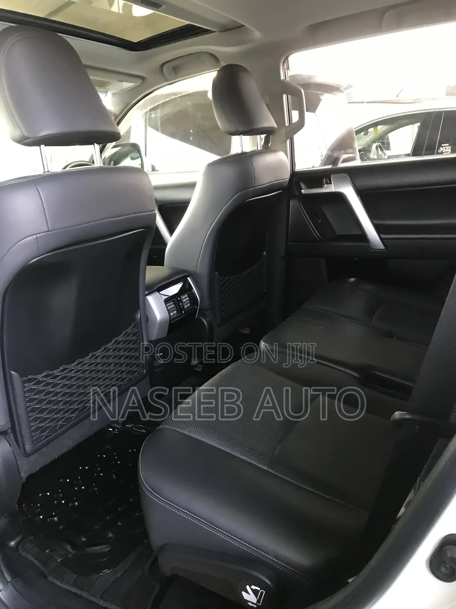 Toyota Land Cruiser Prado 2017 White