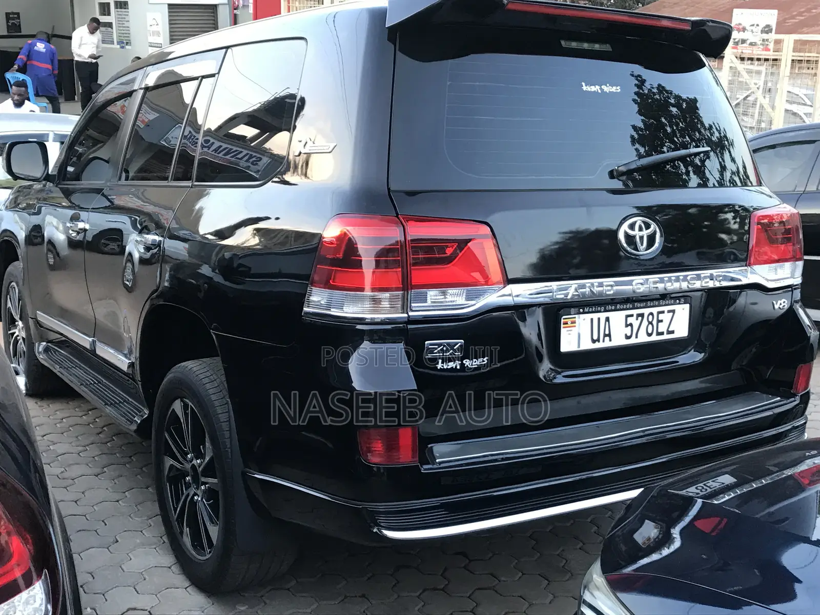 Toyota Land Cruiser Prado 2018 Black