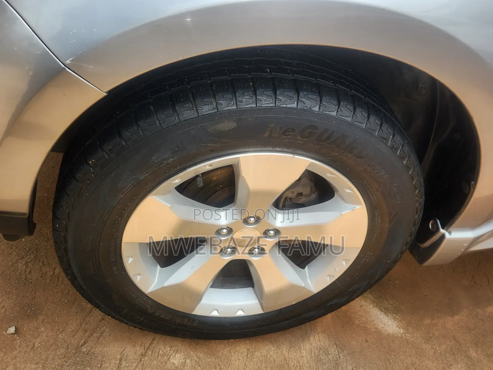 Subaru Forester 2010 Silver