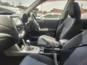 Subaru Forester 2010 Silver