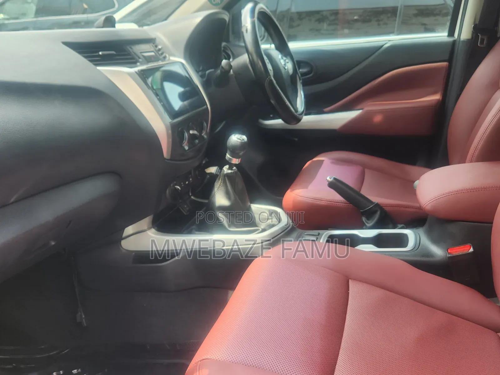 Nissan Navara 2015 White