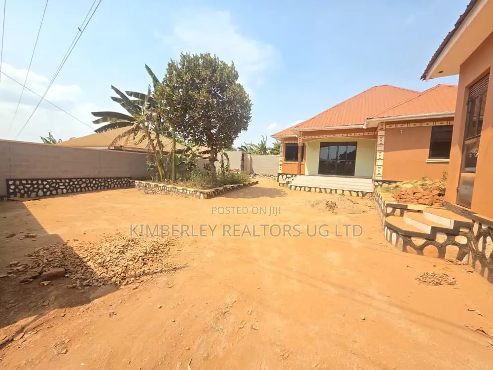 3bdrm House in Division A for sale