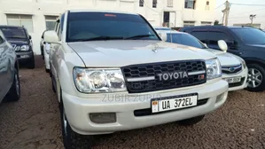 Toyota Land Cruiser Prado 2002 White