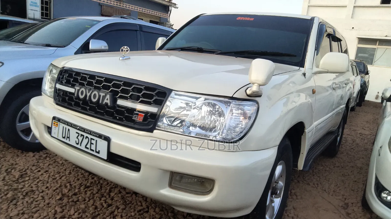 Toyota Land Cruiser Prado 2002 White