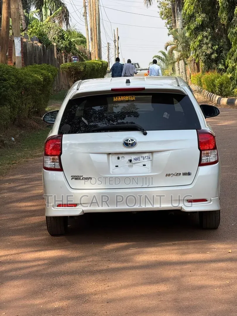 Toyota Corolla Fielder 2014 White