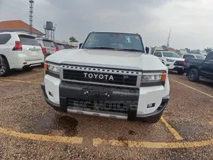 Toyota Land Cruiser Prado 2022 White