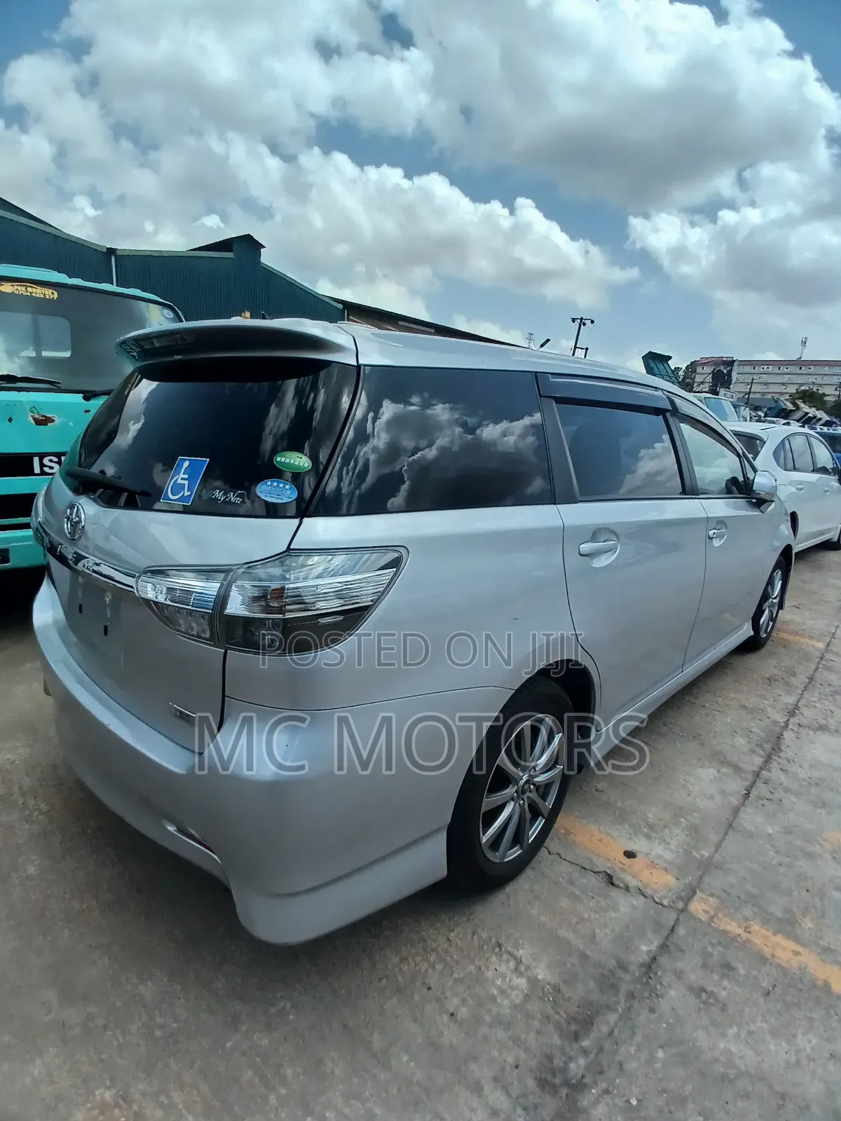 Toyota Wish 2012 Silver