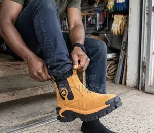 Men’s Yellow/Black CATERPILLAR Work Ankle Boots