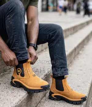 Men’s Yellow/Black CATERPILLAR Work Ankle Boots