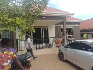 Furnished 3bdrm Bungalow in Kitende, Central Division for sale