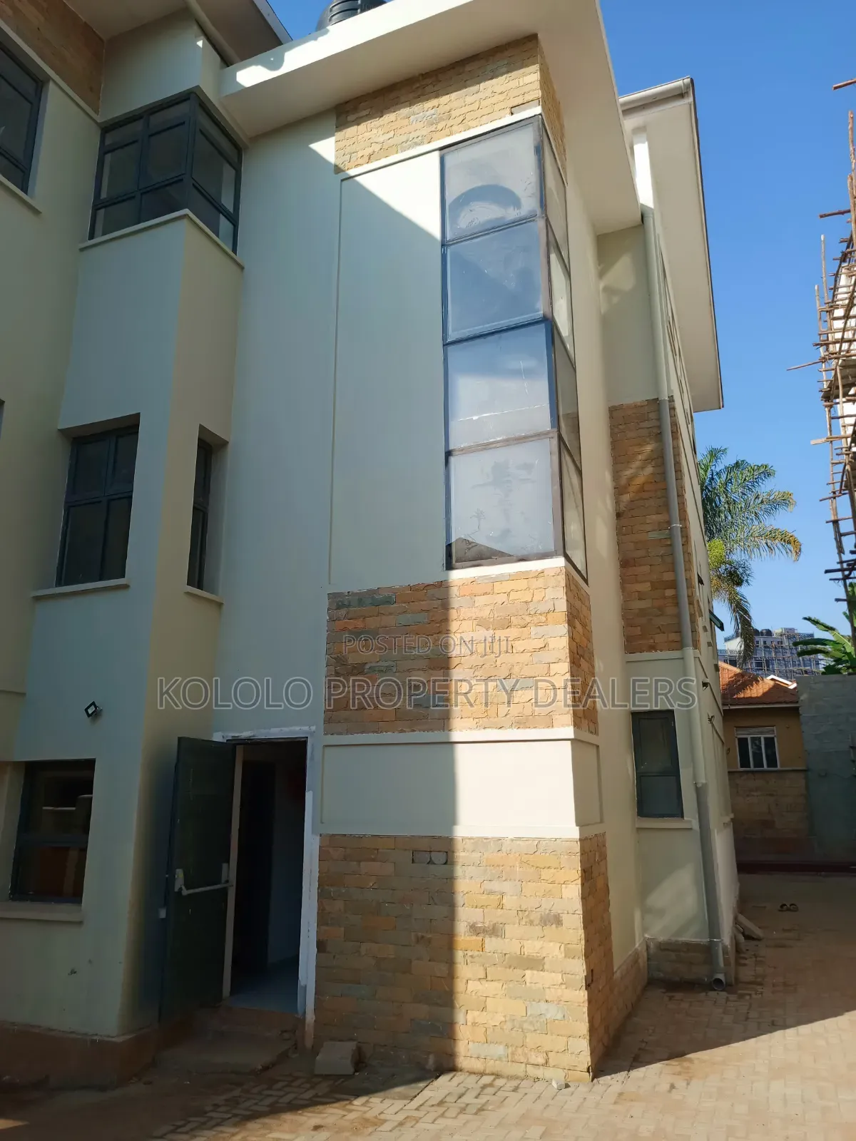 Office Space for Near Acacia Mall