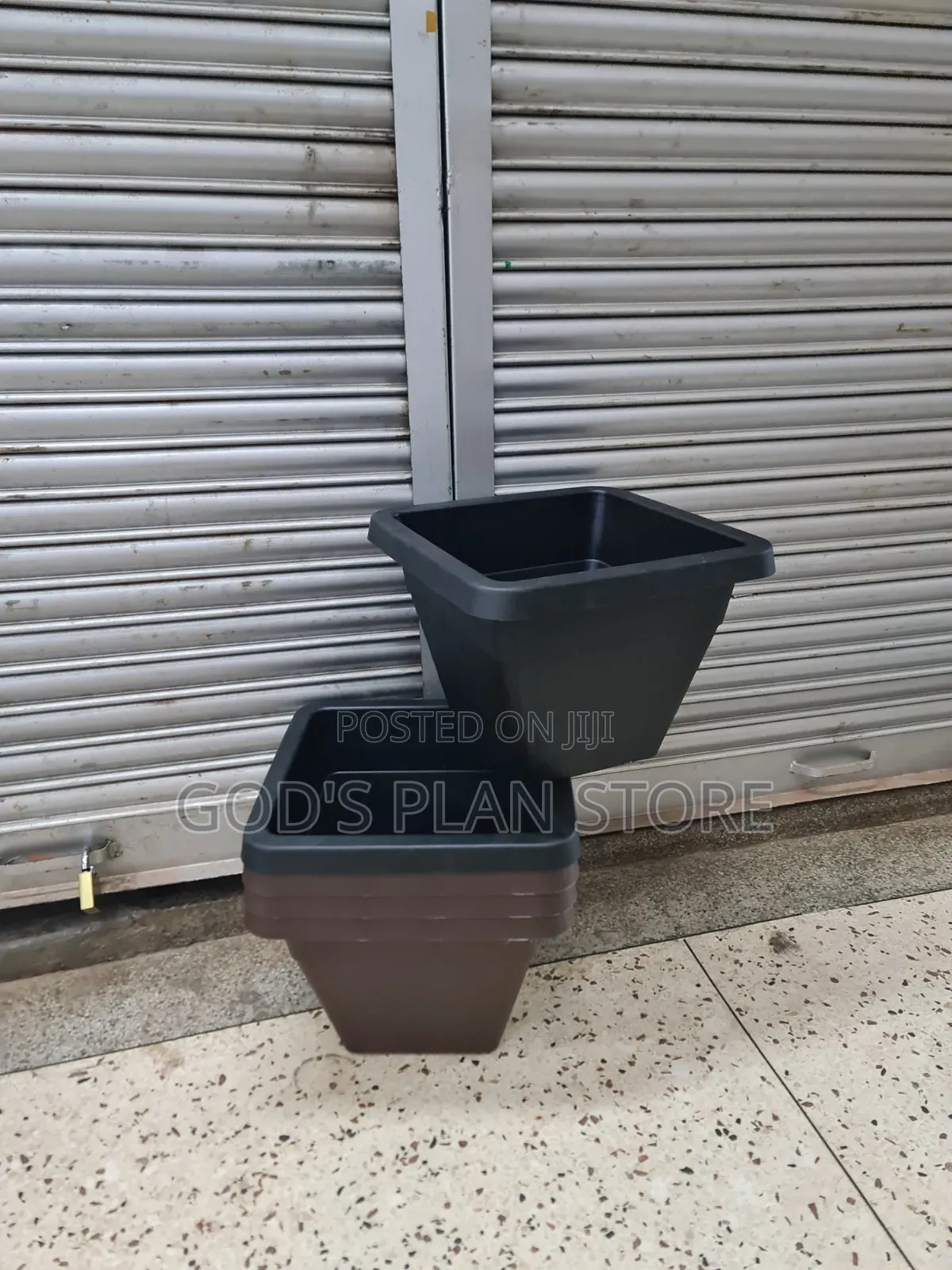 Metroblock Plastic Flower Pots Plastic Flower Pots Large