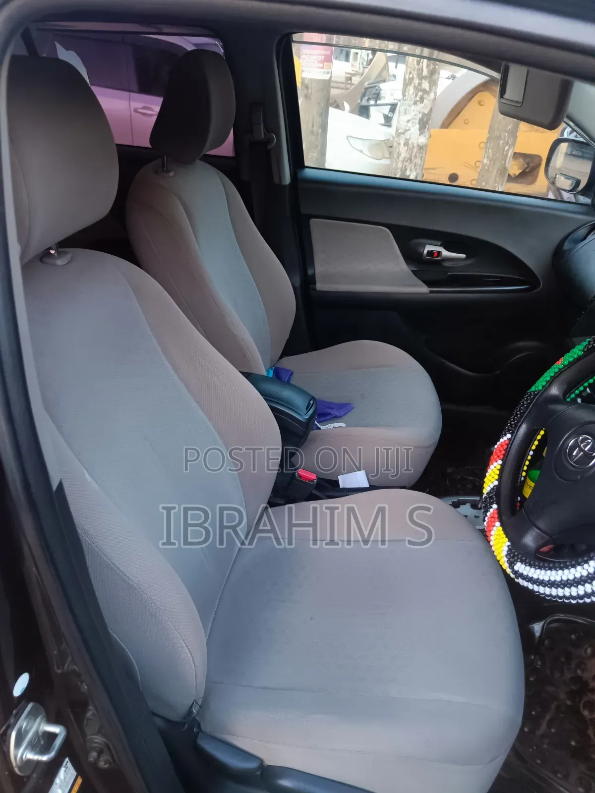 Toyota IST 2011 Gray