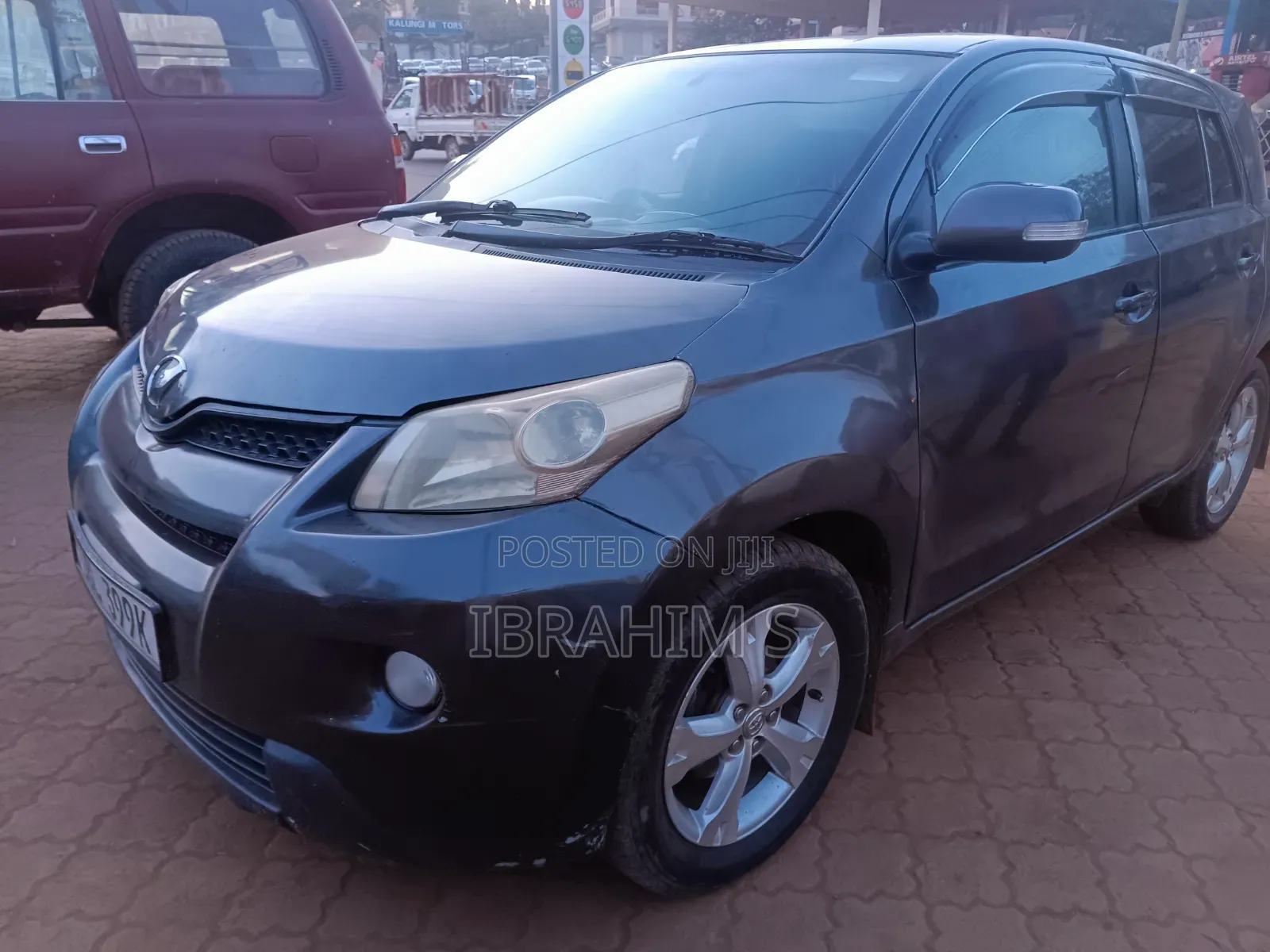 Toyota IST 2011 Gray