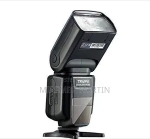 Triopo DSLR Camera Flash Universal