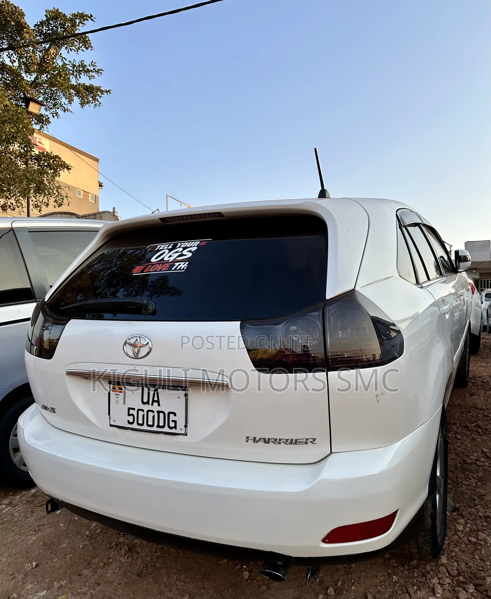 Toyota Harrier 2006 White